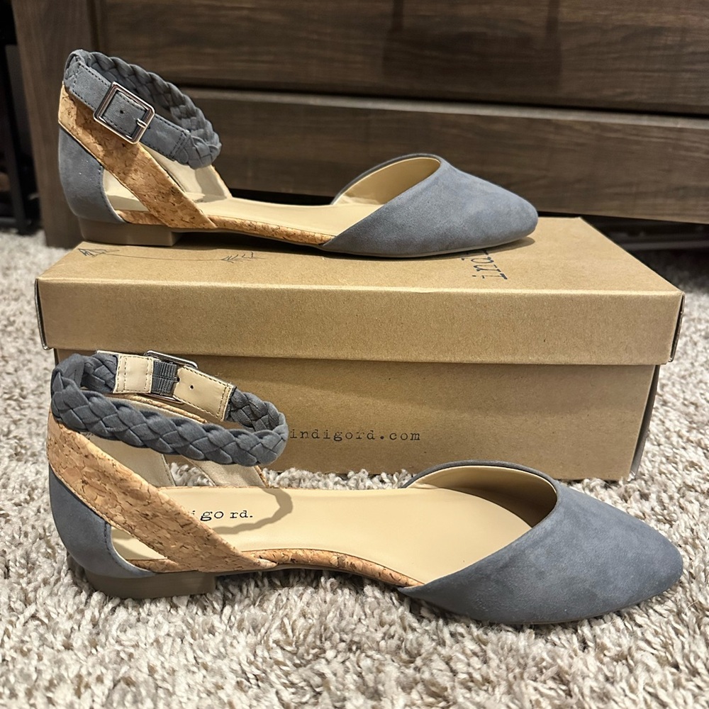Indigo Women's Gray Flats with Braided Strap